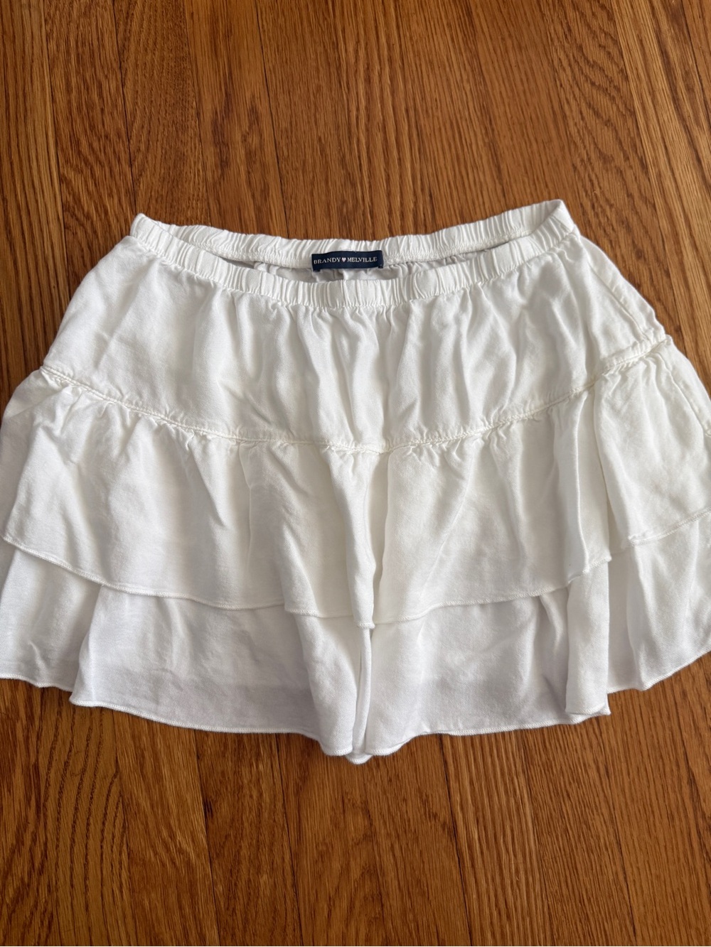 Brandy Melville white tiered mini skirt One Size